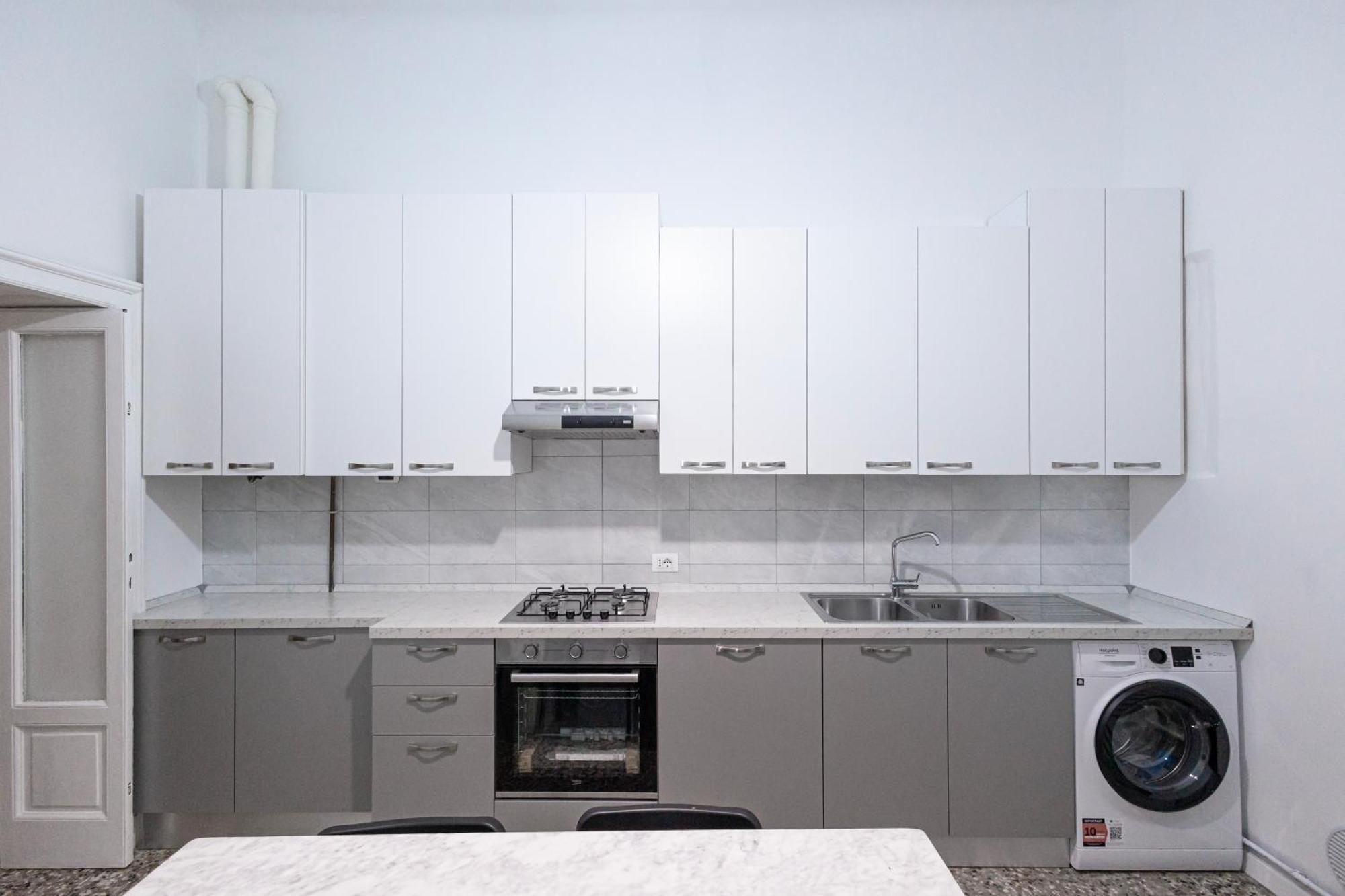 Appartement Elegante Quadrilocale Liberty In Zona Risorgimento Milan